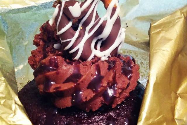 White Glove bakery