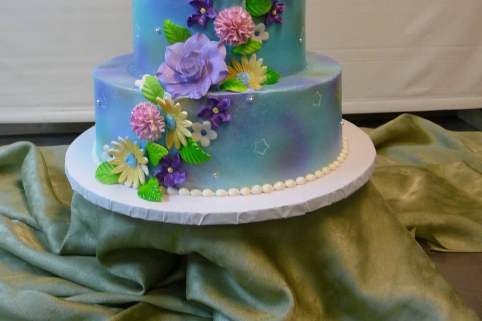 100% buttercream iced with gumpaste roses