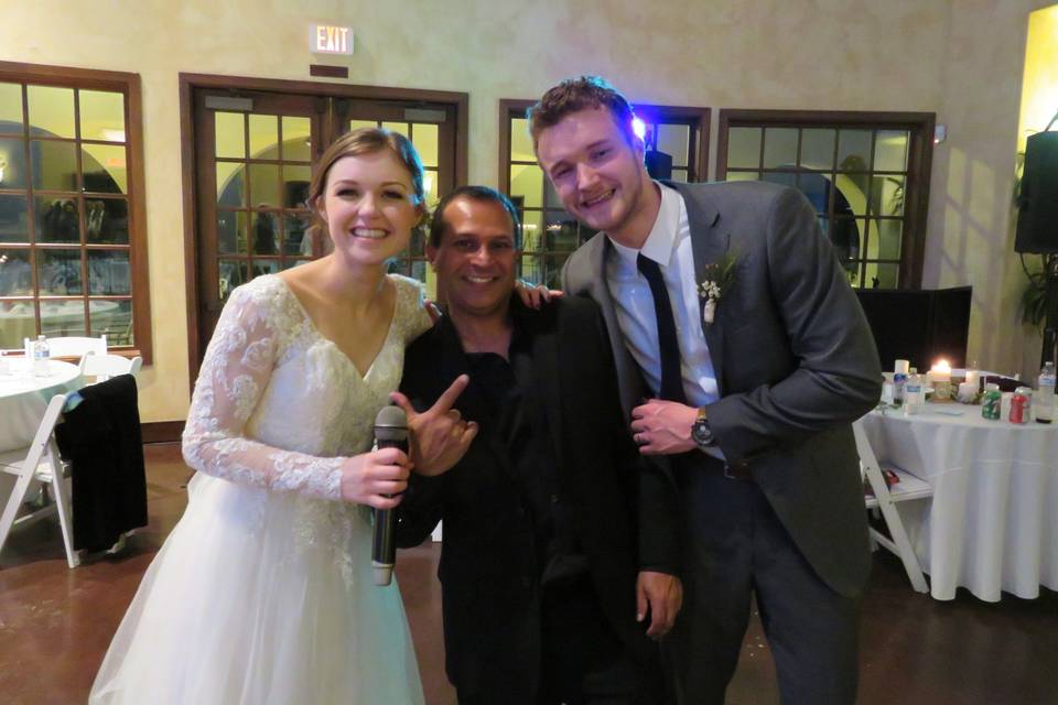 Congrats to my newlyweds at stonelake club house in elk grove!