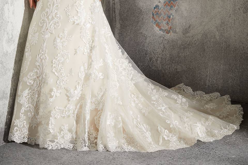 New arrival from Mori Lee! The Luzette is beautiful!