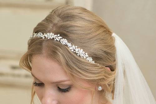 Shop our bridal accessories sale starting August 19th-26th! Get veils, headpieces, earrings, and bracelets for 20% off!