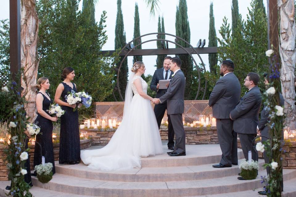A romantic ceremony on the terrace