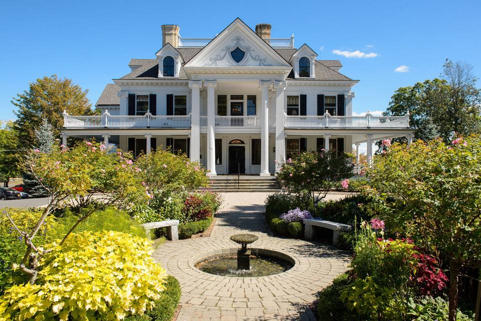 Pathway to the house from the garden