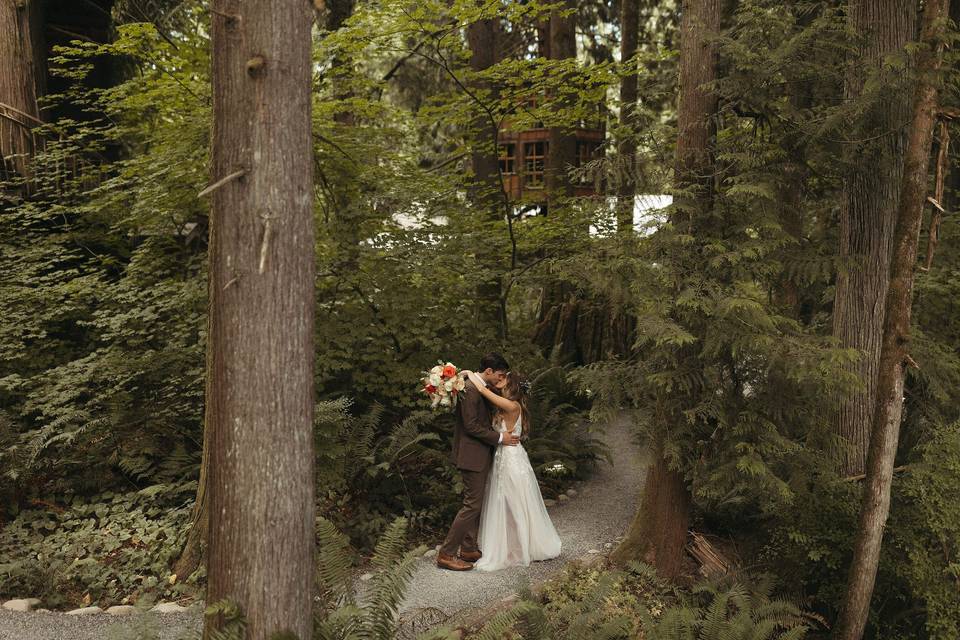 Treehouse Point