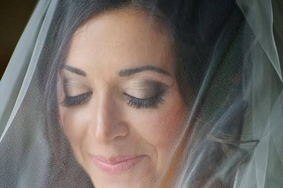 Airbrush Beauty At Your Door on location make-up & hair
