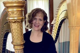 Harpist Renee Wilson