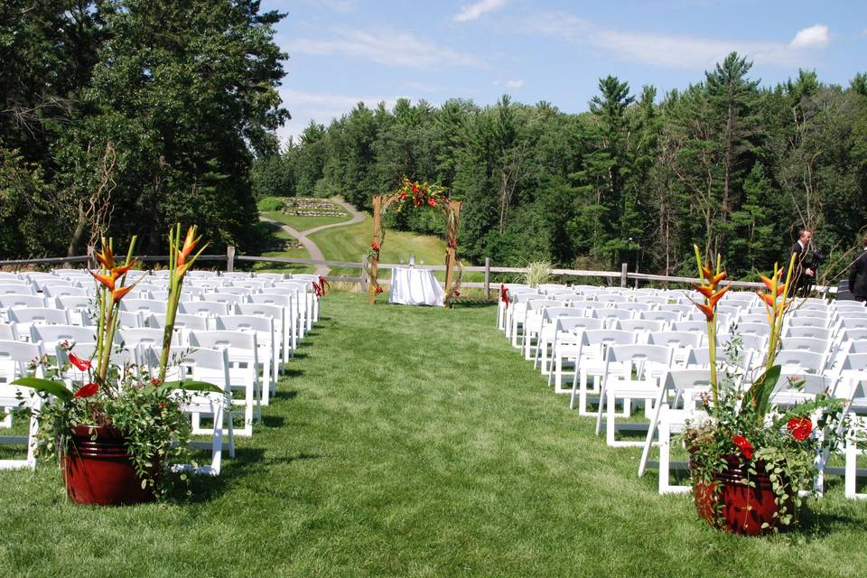 Outdoor ceremony set-up on Wild Rock Golf Course.