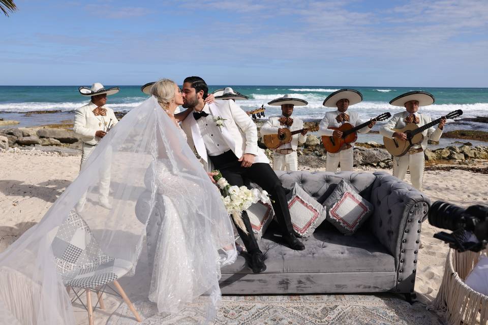 Couple’s Photo Setup