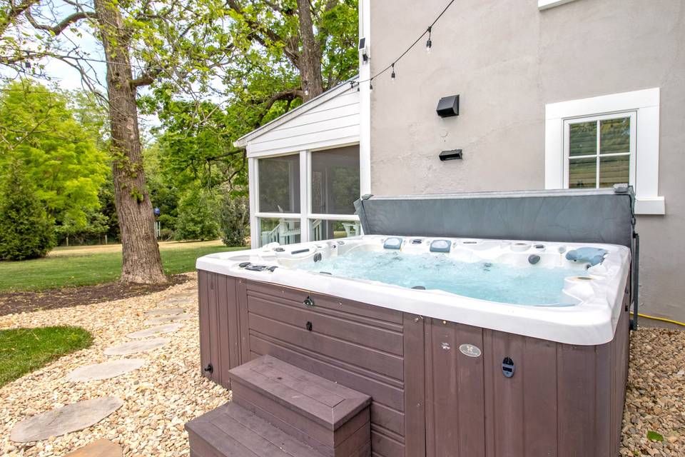 Private hot tub