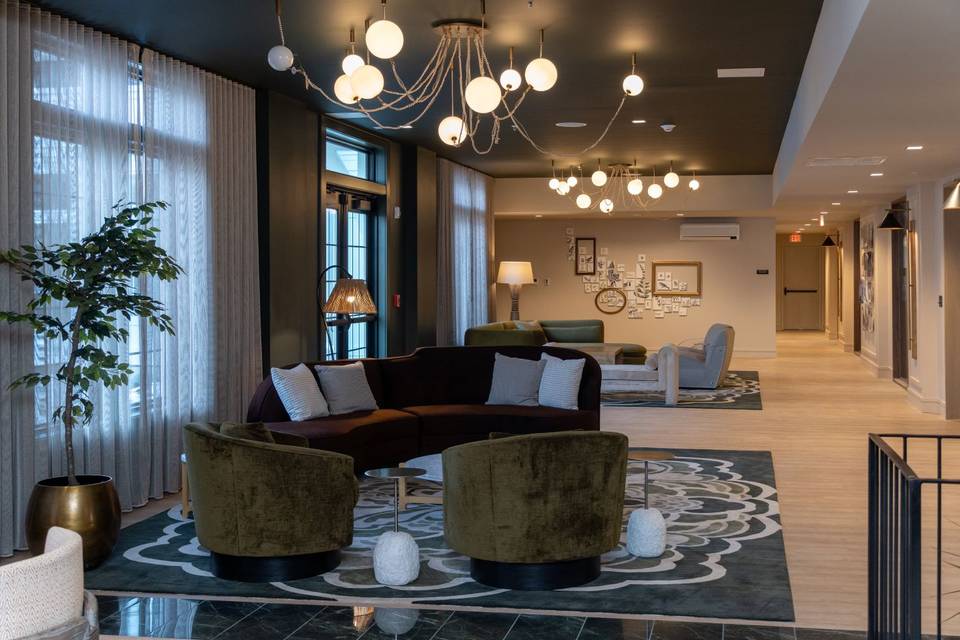 Lobby Lounge 2