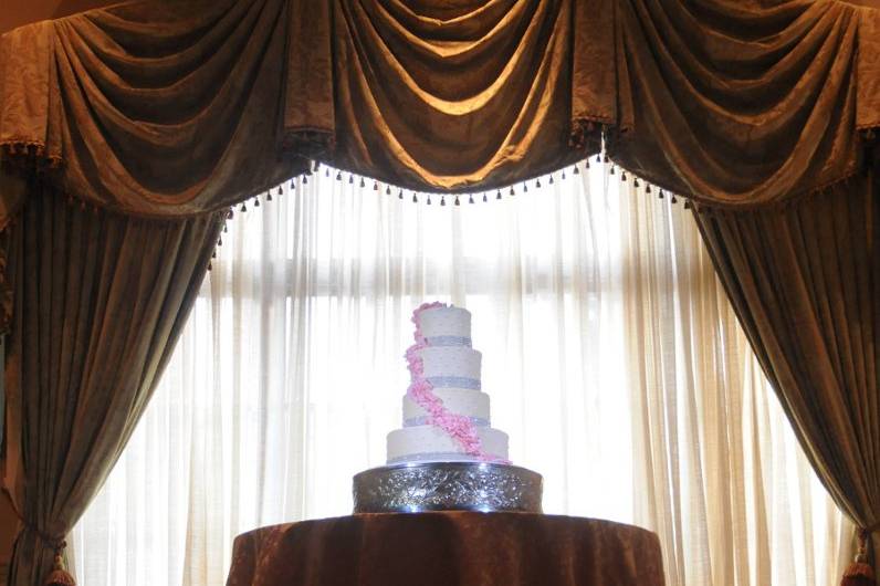 Cake Lighting