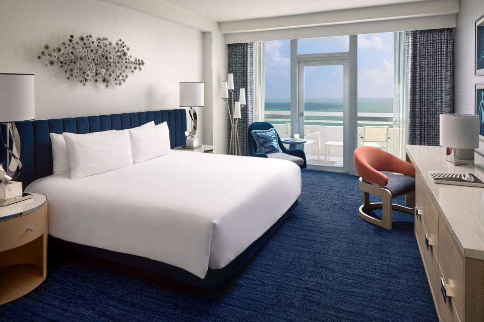 Oceanfront Balcony Guestroom