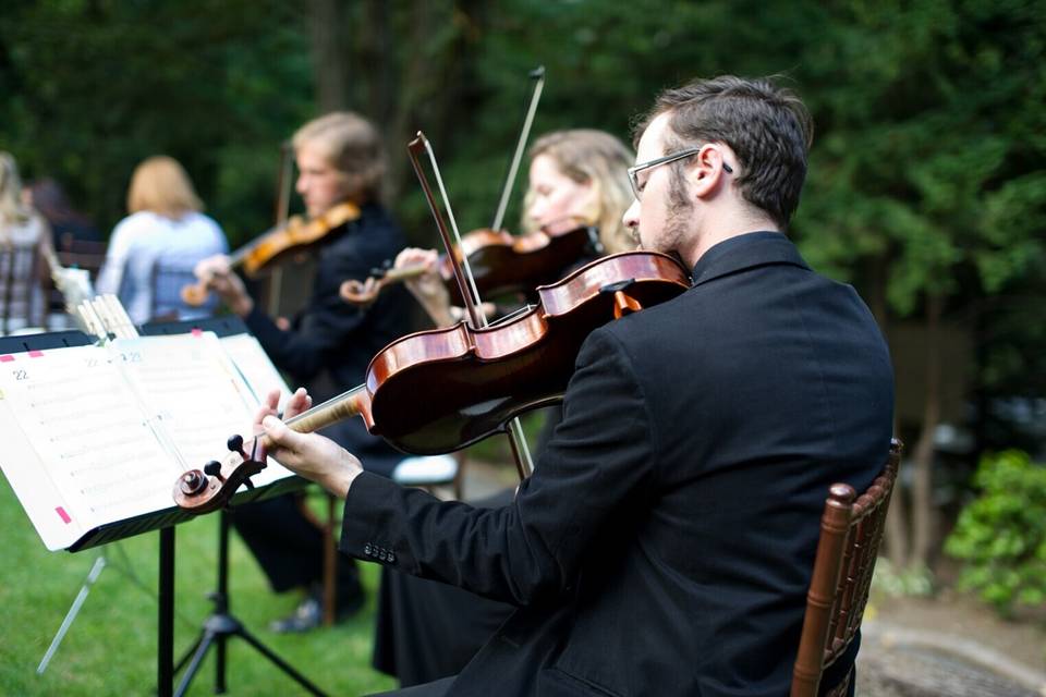 In Tempo Strings