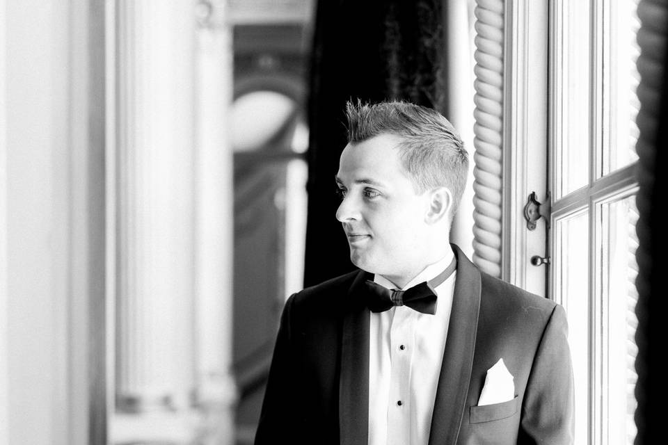 Groom Portraits at Palais