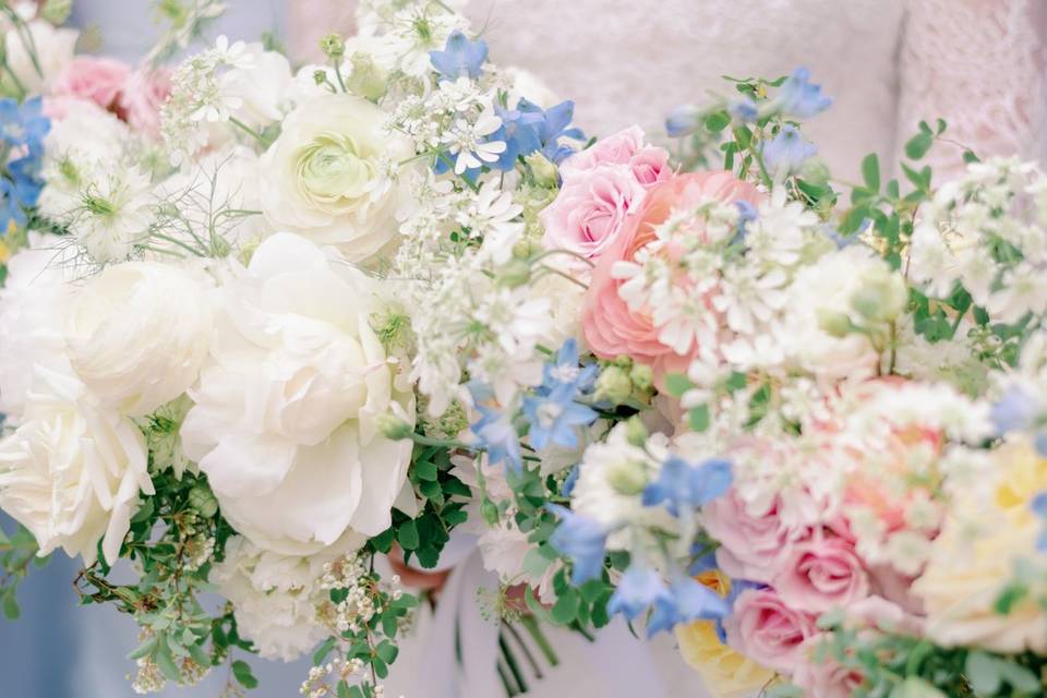 Country Florist pastel florals