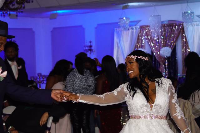 Bride and Father Dance