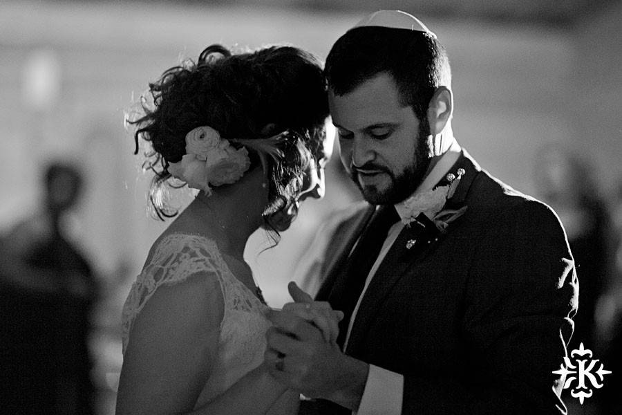 Couple photo in black and white