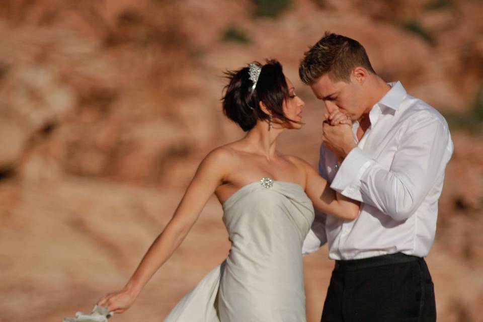 Karina & DavidThis couple that works for Cirque Du Soleil got married in Las Vegas las year.This was one of the photoshoots that we did after the wedding at the Grand Canyon.