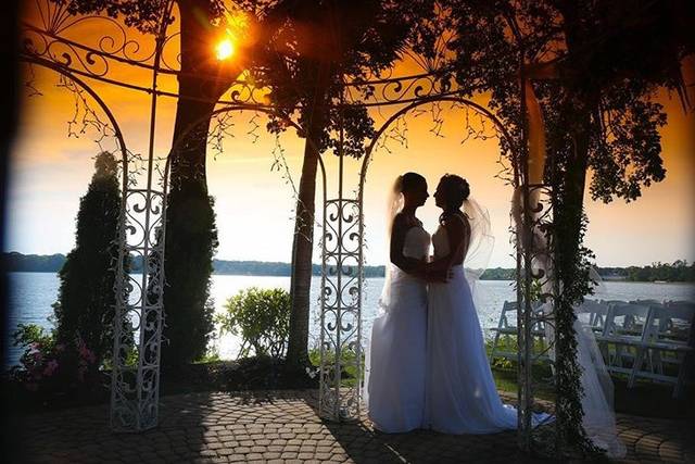 Windows on the Lake