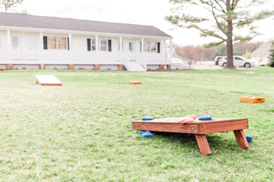 Corn hole!