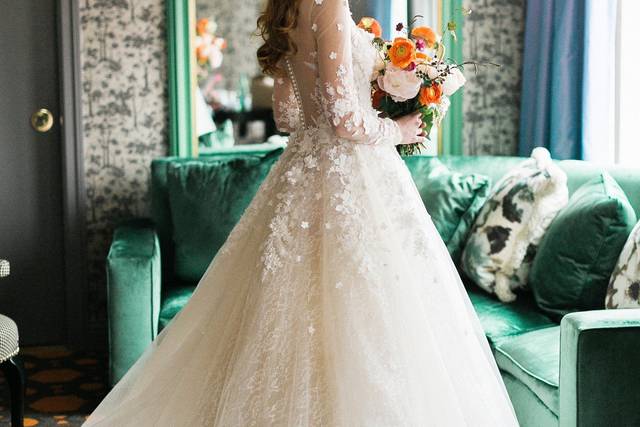 Average cost of 2025 anomalie wedding dress