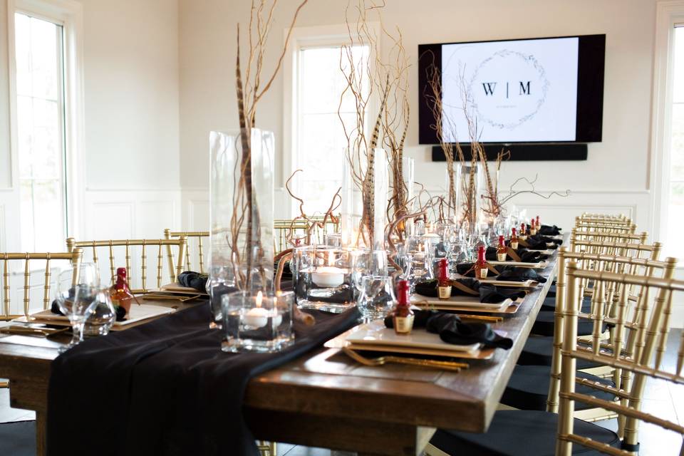Linens and Chivari Chairs