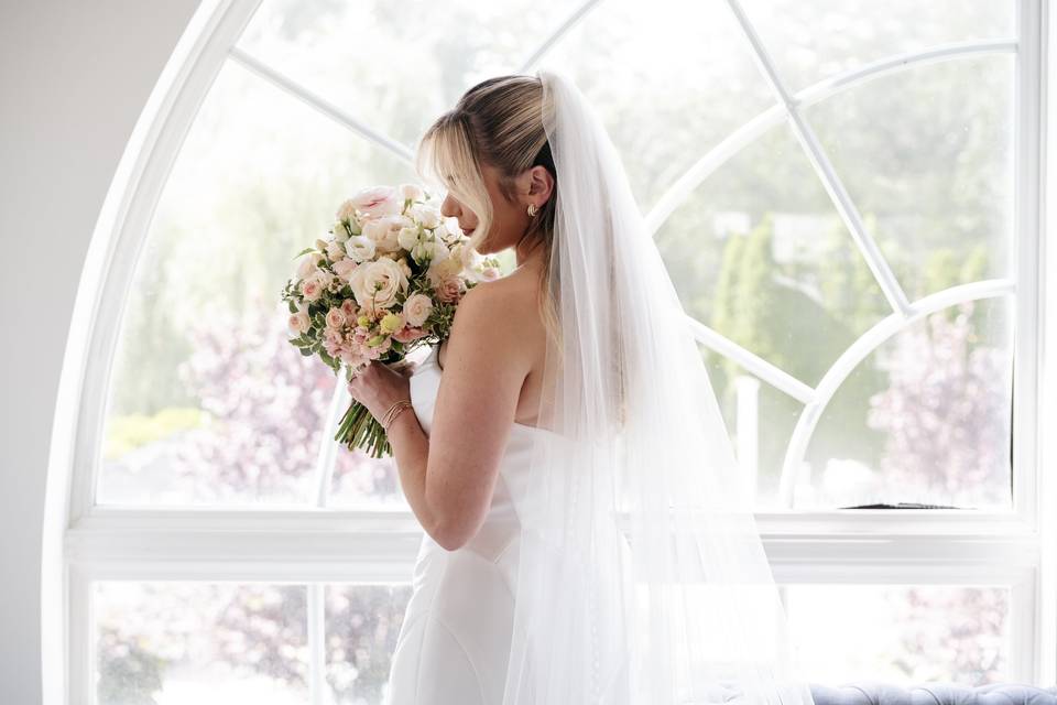 Blush Summer Bridal Bouquet