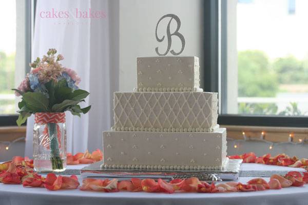 Square monogram cake