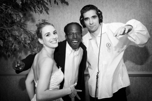 Robert Luke Entertainment
