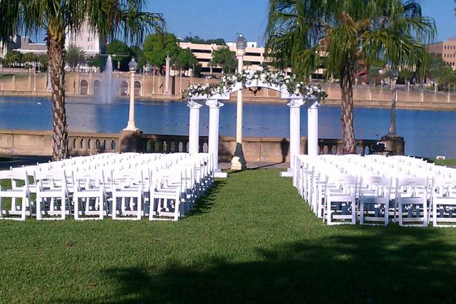 Tranquil ceremony