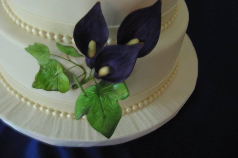 Violet cake details