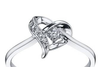 Heart ring