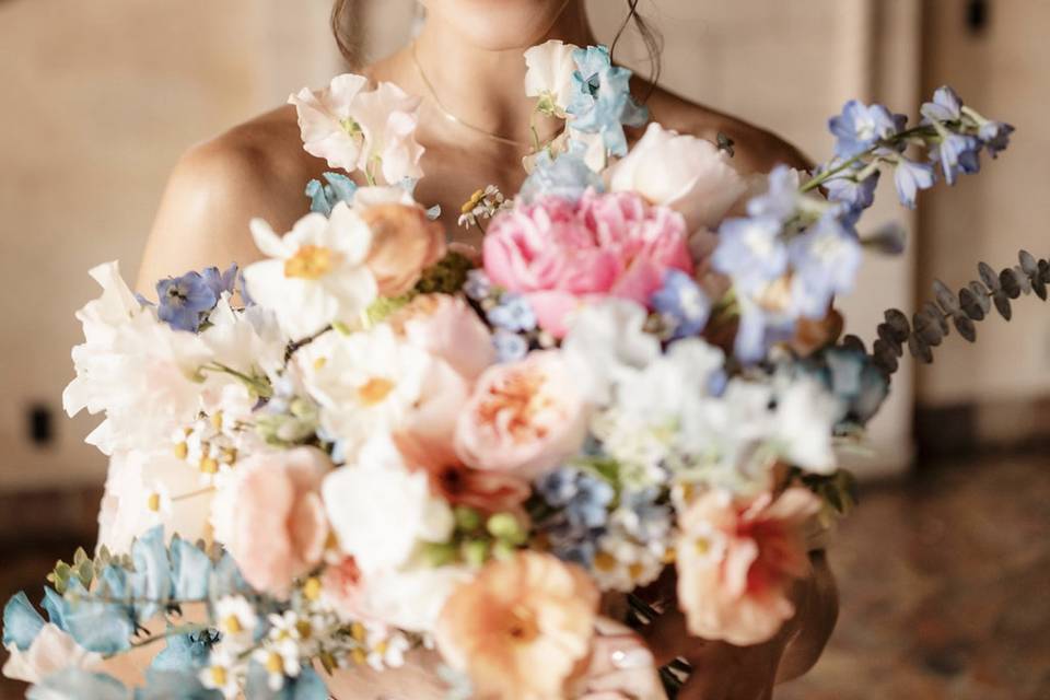 Spring organic flowers