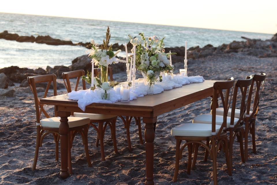 Beach Wedding Furniture & Deco