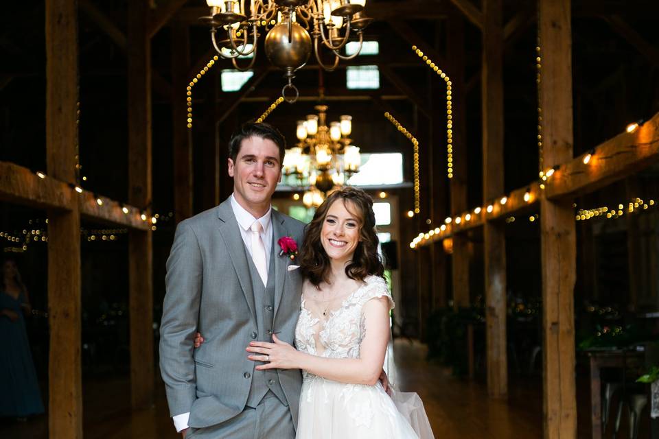 Powder Major's barn wedding