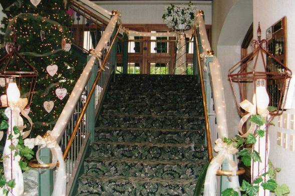 Grand Stair Case ~ Decorated