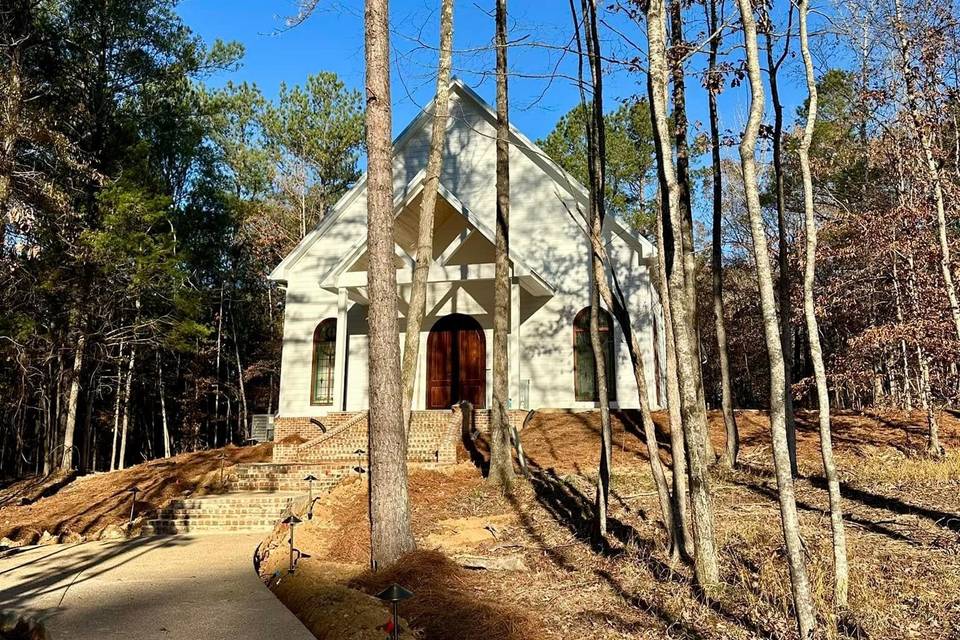 The Lodge at Live Strive Farms