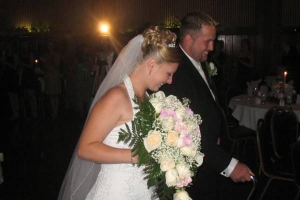 Couple arrival to the reception