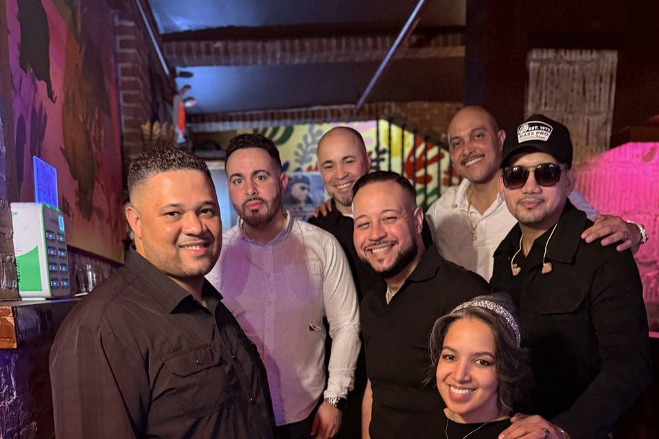 CellzBand- Musica Tropical 😊