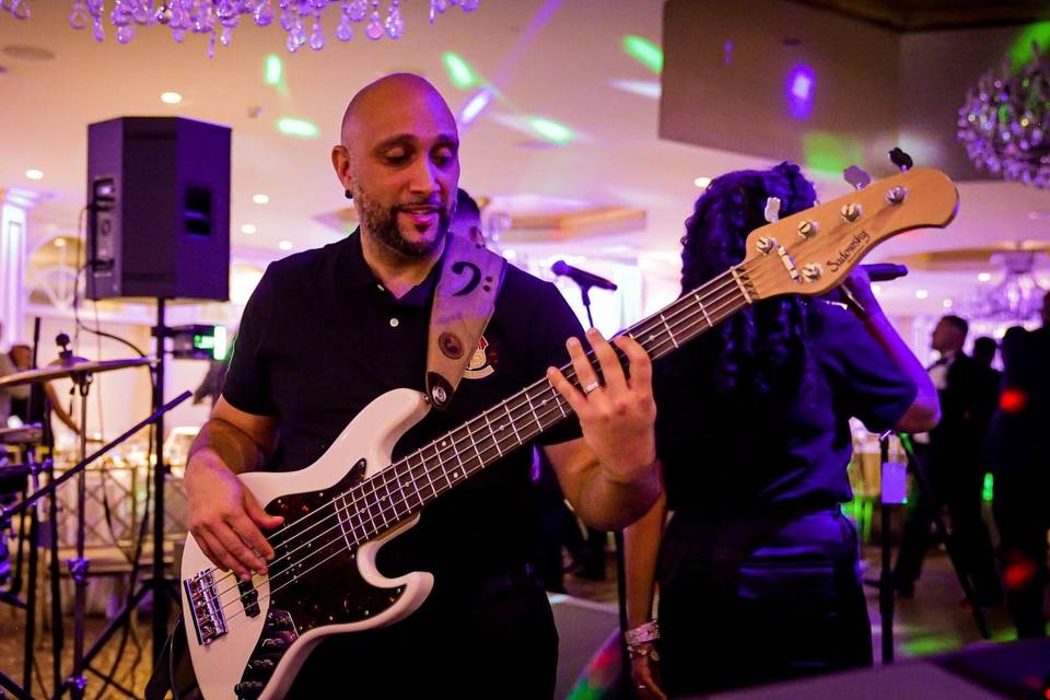 CellzBand- Musica Tropical 😊