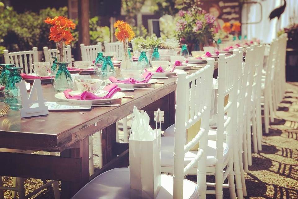 White chiavari chairs