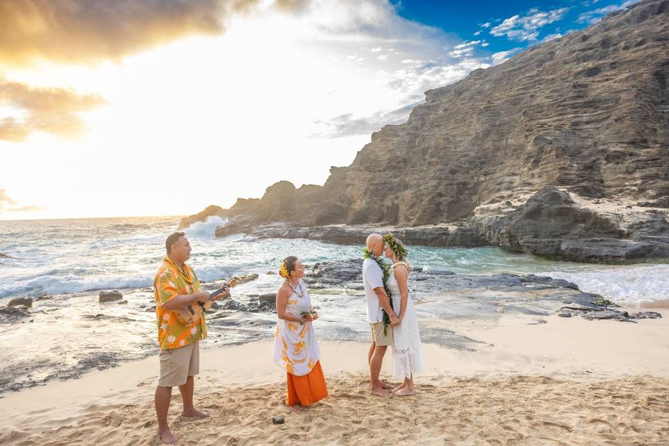 Oahu officiants