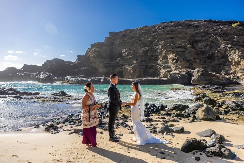 Oahu wedding drone