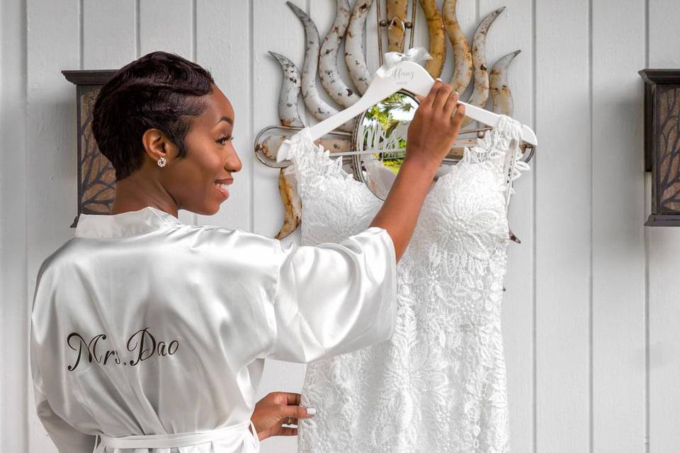 Mrs. Daos' gown