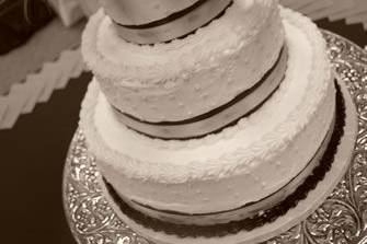 Wedding cake set-up