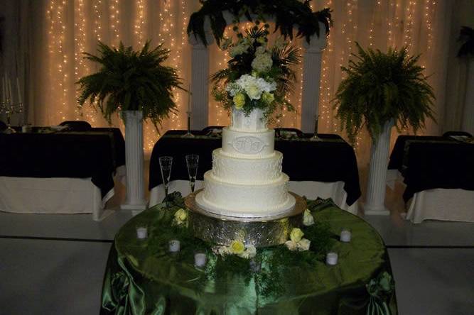Wedding cake set-up
