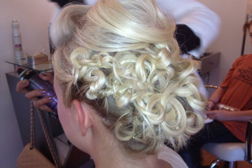 Blast Blowdry