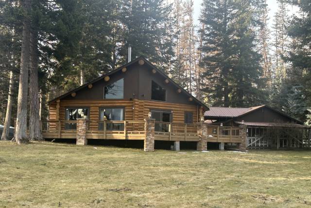Short's Lakehouse
