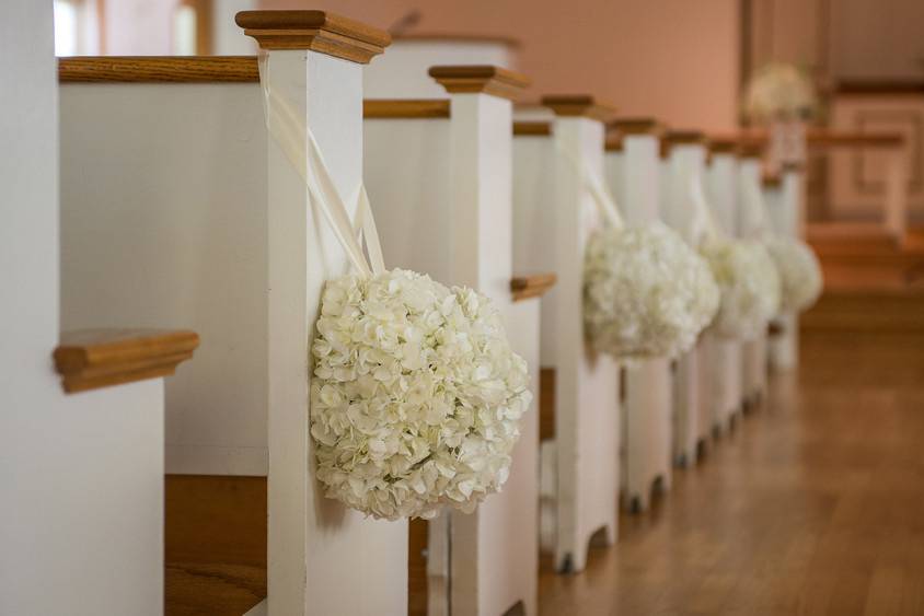 Aisle decor