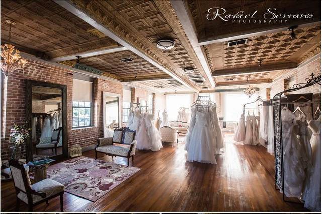 The Asher Lane - Bridal Shop in Bonham, TX